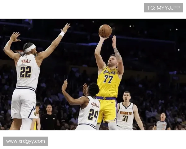 湖人逆转掘金东契奇砍38分三双